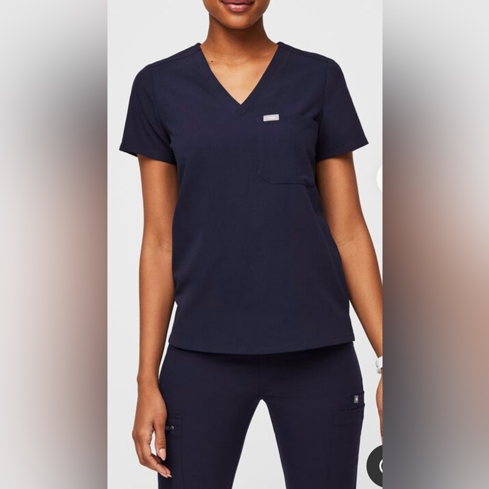 Figs Catarina scrub top size medium